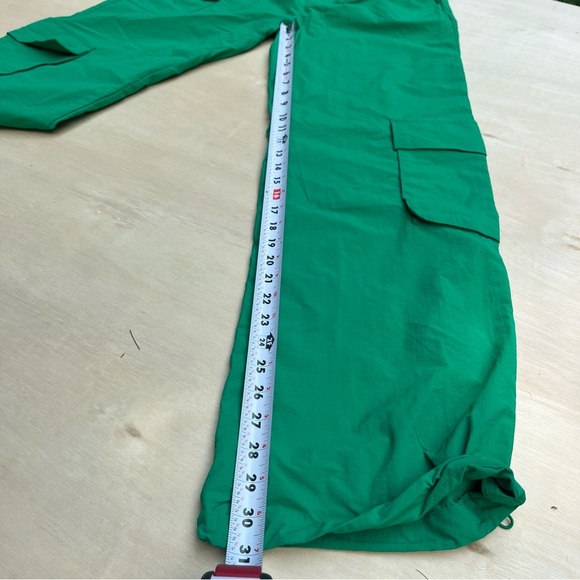 Green Cargo Parachute Pants Women’s Size Small Love Tree Casual - Picture 4 of 8